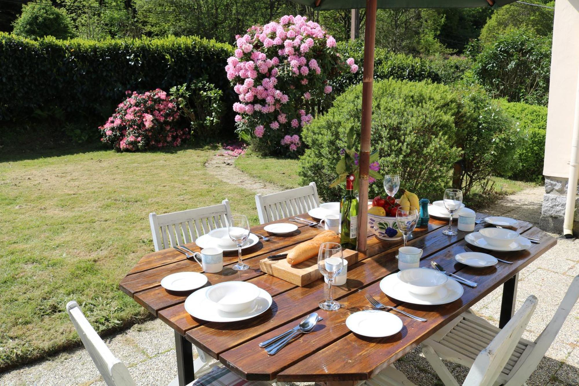 Fontaine Blanche River View, Large Patio & Garden In Central Brittany With Starlink Wifi Treffrin Buitenkant foto
