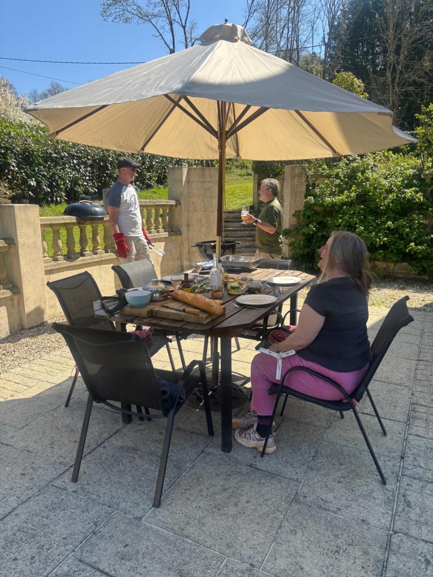Fontaine Blanche River View, Large Patio & Garden In Central Brittany With Starlink Wifi Treffrin Buitenkant foto